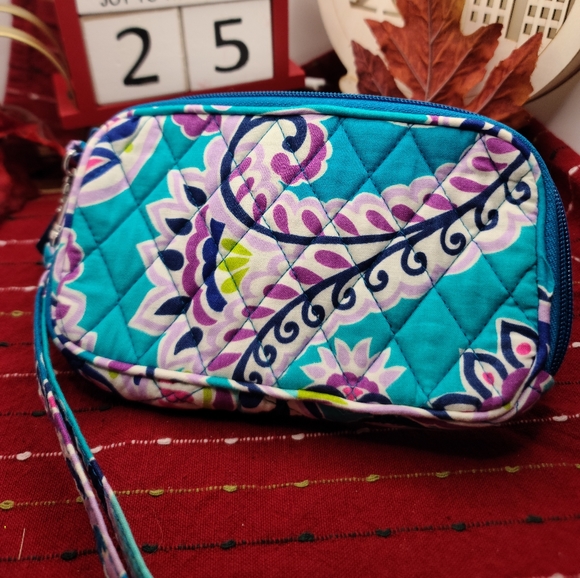 Vera Bradley wristlet- carribean blue w/swirls - Picture 4 of 4